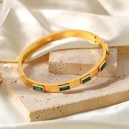 DIVASTRI Women Gold-Plated Kada Bracelet-48