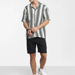 Campus Sutra Men Comfort Cuban Collar Vertical Striped Polycotton Oversized Casual Shirt-image-71