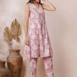 FASHOR Printed Sleeveless Tunic & Trouser Co-Ords image 4