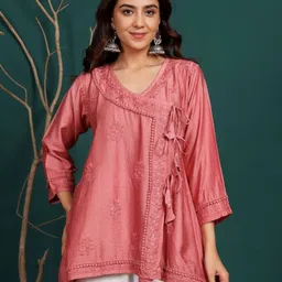 Chowkhat Floral Embroidered V-Neck Chikankari Handloom Chikankari Angrakha Kurti-picture-38