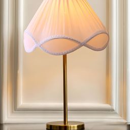 Aura Off White Metal Traditional Frusturical Shaped Table Lamp-image-92