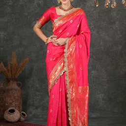 DIVASTRI Woven Design Sequinned Silk Blend Banarasi Saree-picture-27