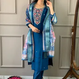 URMIR FASHION Women Chanderi Silk Kurta Sets-image-37