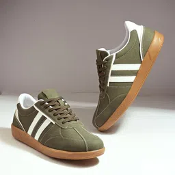 The Roadster Lifestyle Co Men Textured Sneakers-picture-23