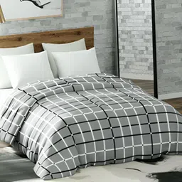 haus & kinder Grey & Black Checked 450 GSM Double Bed Blanket-picture-47