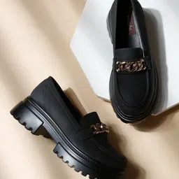 VALIOSAA Women Textured Loafers-image-21