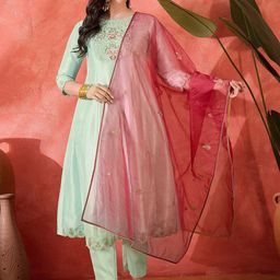 Sangria Floral Yoke Design Panelled Zari A-Line Kurta With Trouser And Dupatta-picture-3