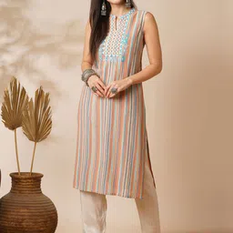 Globus Grey Striped Mandarin Collar Thread Work Straight Kurta-image-58