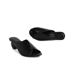 SKO Block Sandals with Bows-58