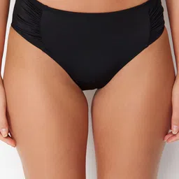 Trendyol Mid-Rise Basic Briefs 1049078341-image-95