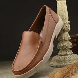 Egoss Men Leather Slip-On Loafers-image-37