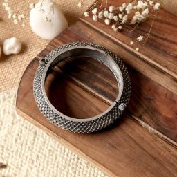 Teejh Arnavi Silver Oxidized Bangle-41