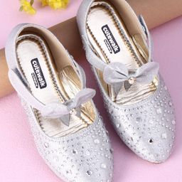 Cute Walk by Babyhug Sandals With Velcro Closure - Silver-image-68