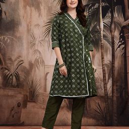Sangria Geometric Foil Print Angrakha-Style Front-Open A-Line Kurta with Trousers image 4