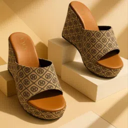 GLO GLAMP Women Sunlit Brown Platform Wedge Sandals-28