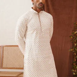 Jompers Men Geometric Embroidered Sequinned Kurta-picture-26