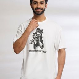 ONE SKY Men Typography Printed Raw Edge T-shirt-image-90