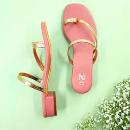 THE MADRAS TRUNK Women Block Sandals-45