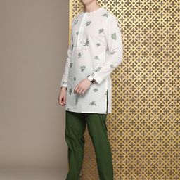 House of Pataudi Men Floral Printed Regular Pure Cotton Jashn Kurta with Trousers-42