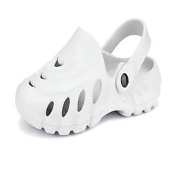 KNIEVL Men Clogs image 4