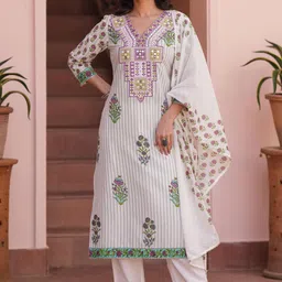 SCAKHI Floral Printed Pure Cotton Straight Kurta with Trousers & Dupatta-13