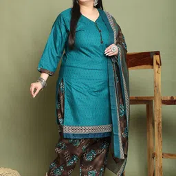 Rajnandini Plus Size V-Neck Floral Printed Straight Kurta with Salwar & Dupatta image 3