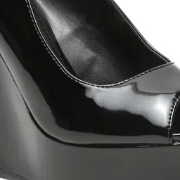 Flat n Heels Wedge Pumps image 4