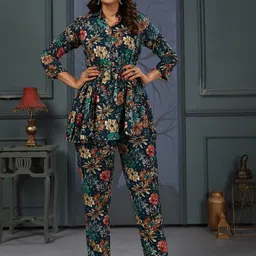 DIVASTRI Printed Shirt With Trouser Co-Ords-image-51