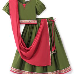 EARTHY TOUCH Cotton Woven Half Sleeves Floral Embroidered Choli Lehenga With Crushed Dupatta  - Green & Red-image-55