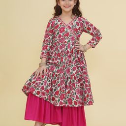 Bitiya By Bhama Cotton Woven Three Fourth Sleeves Floral Printed Gota Lace Embellished Kurta Sharara Set - Off White-image-47
