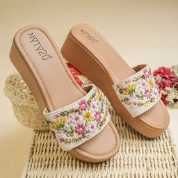 NYTY20 Women Embellished Platform Sandals-33