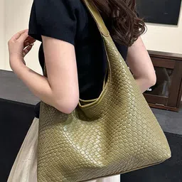 Outzidr Women Solid Structured Shoulder Bag-picture-27