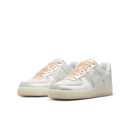 Nike Air Force 1 '07 LV8 Women's Shoes-image-15