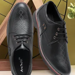 ARAMISH Men Perforations Leather Derbys-image-5