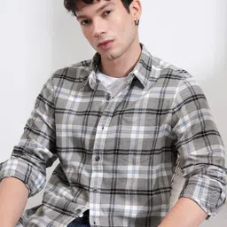 HIGHLANDER Men Spread Collar Tartan Checked Cotton Casual Shirt-picture-45