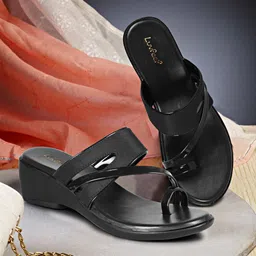 Luvfeet Women Solid Wedge Sandals-16