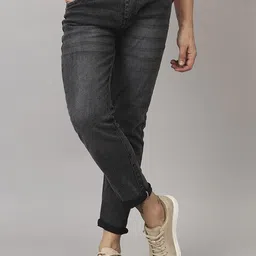 COMFITS Men Classic Light Fade Low-Rise Regular Fit Denim Cropped Jeans-image-67