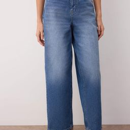 Trendyol Women Straight Fit High-Rise Heavy Fade Cotton Jeans-picture-31