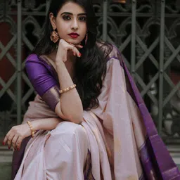 Sanwariya Silk Woven Design Zari Silk Blend Kanjeevaram Saree-picture-1