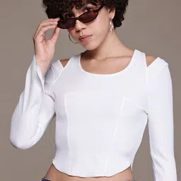 The Roadster Lifestyle Co. Ribbed Cold-Shoulder Sleeves Fitted Crop Top-picture-45