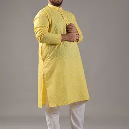 SOJANYA PLUS Men Printed Regular Kurta with Churidar image 5