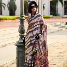 DIVASTRI Floral Printed Saree With Blouse Piece-image-85