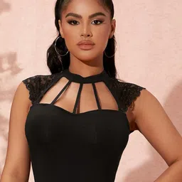 Projas Sweetheart Neck Crop Top-picture-43