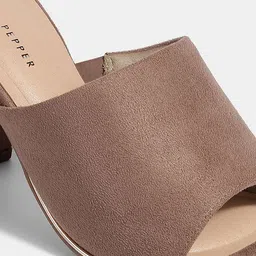 LEMON & PEPPER Suede Block Mules image 5