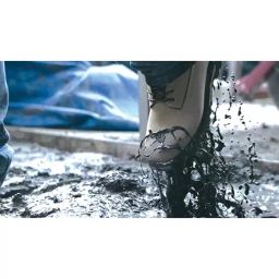 Rust-Oleum Shield H2O Boot and Shoe Water Repelling Treatment, 280886 (Bottle of 325 ml) image 2