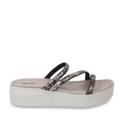 Mochi Women's Grey Casual Sandals-image-47