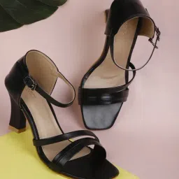 Iconics Women's Black Ankle Strap Sandals-40