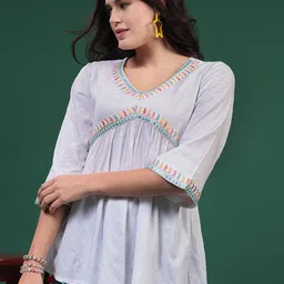 Sangria Self Design Embroidered V-Neck A-Line Top-picture-25