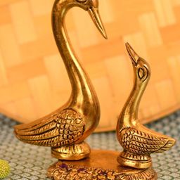 CraftVatika Pair of Kissing Duck Decorative Showpiece Metal Swan Set Statue for Home Table Office Desk Decoration-picture-2