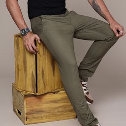 Roadster Men Relaxed Pure Cotton Chinos Trousers-picture-10